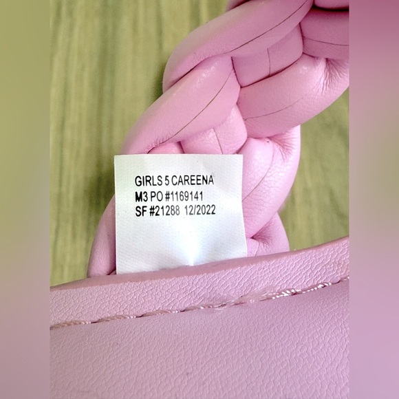 DV Dolce Vita Girl's Careena Sandal - Size 5 - Picture 6 of 8